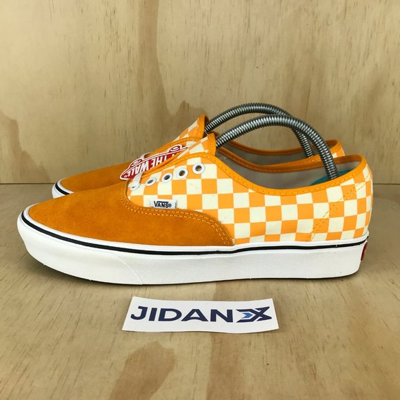 NEW Vans Comfycush Authentic Checker Zinnia Orange - Picture 3 of 8